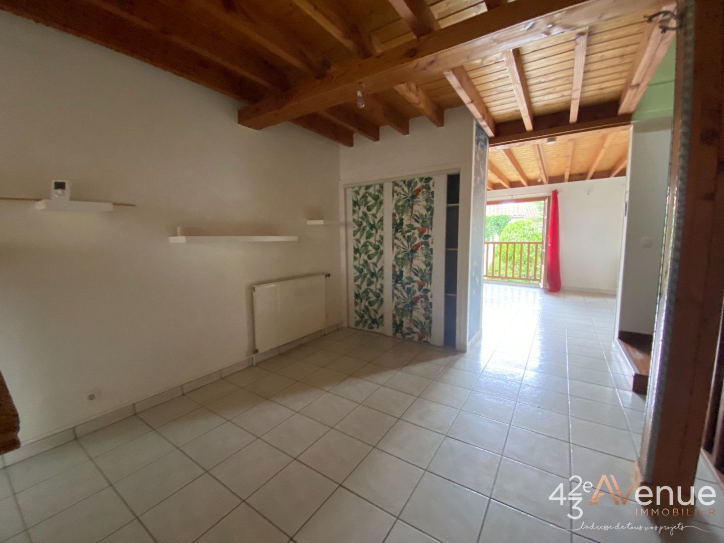 APPARTEMENT T3 LOT N4 TERRASSE 2 PARKING CAVE A VENDRE - ST JUST ST RAMBERT - 85 m2 - 153 000 &euro;