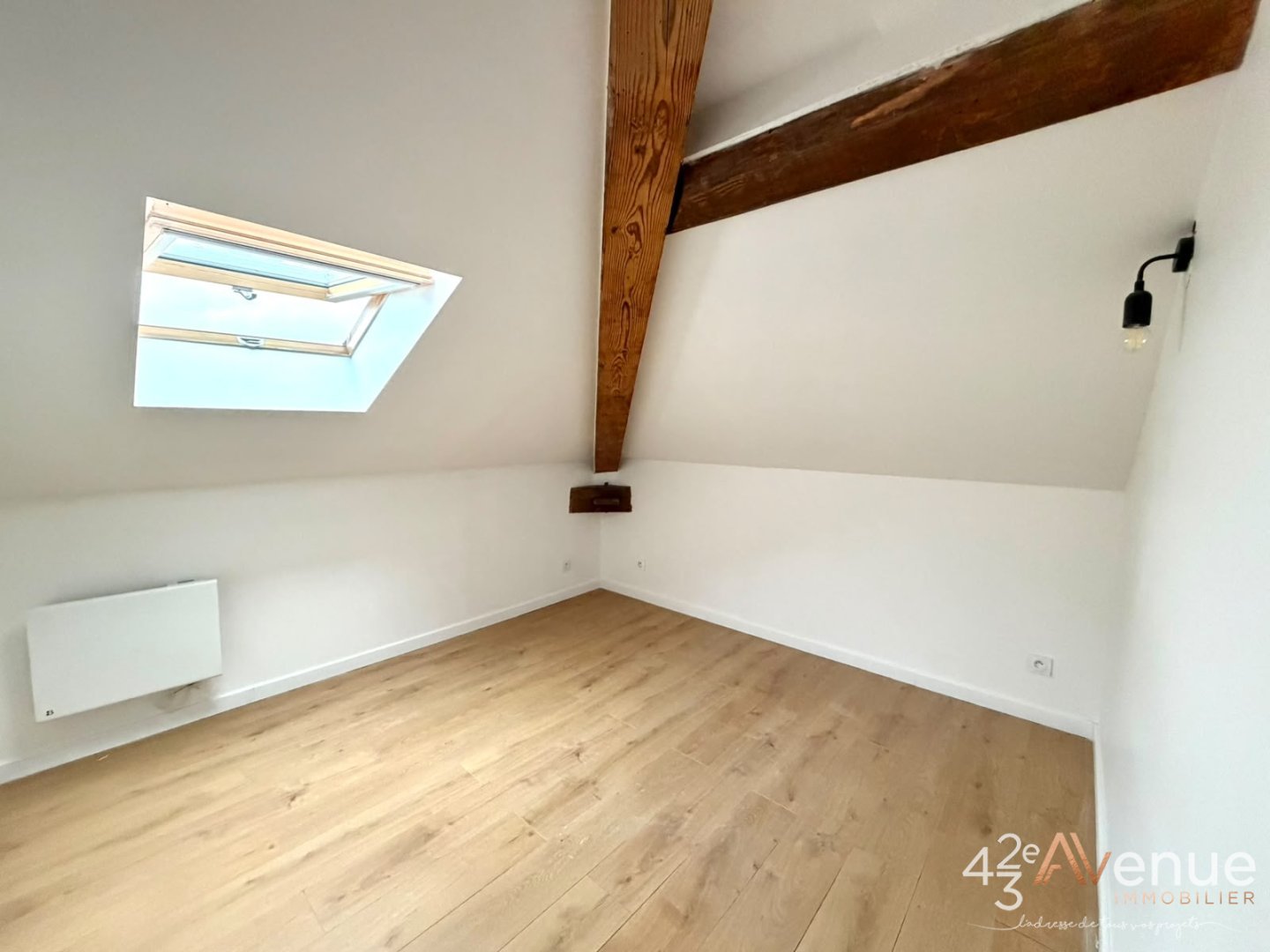 APPARTEMENT T3 A LOUER - ROCHE LA MOLIERE - 71.27 m2 - 645 &euro; charges comprises par mois