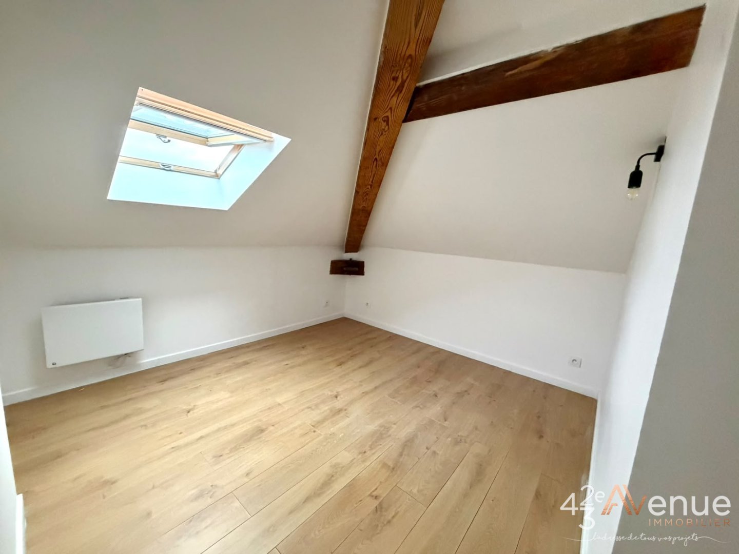 APPARTEMENT T3 A LOUER - ROCHE LA MOLIERE - 71.27 m2 - 645 &euro; charges comprises par mois