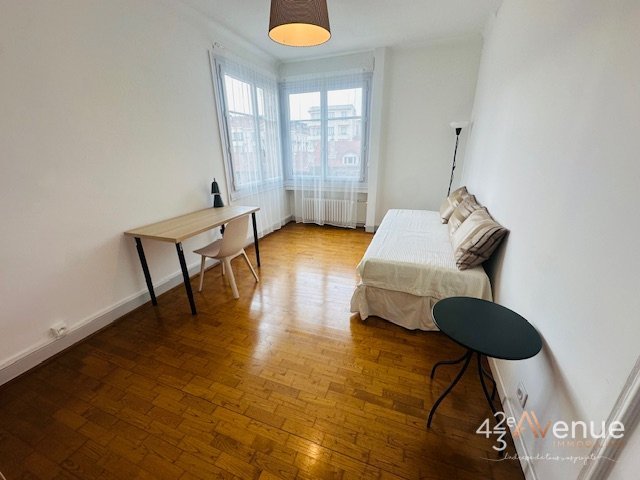 APPARTEMENT T3 A LOUER - ST ETIENNE BADOUILLERE/CENTRE VILLE - 77.7 m2 - 790€ charges comprises par mois