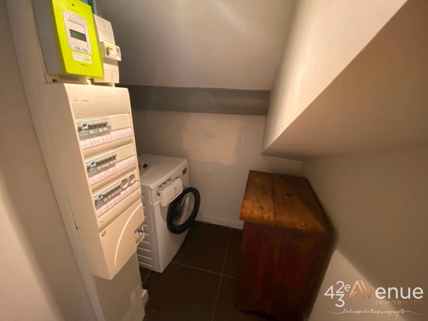 APPARTEMENT T3 A LOUER - ST ETIENNE BADOUILLERE/CENTRE VILLE - 61.53 m2 - 730 &euro; charges comprises par mois