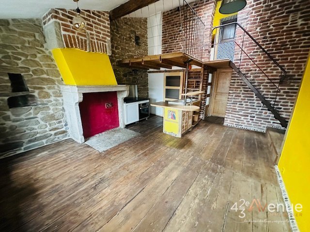 3 pièces en Duplex A LOUER - ST ETIENNE BAS FAURIEL/CHAVANELLE - 54.18 m2 - 590 &euro; charges comprises par mois