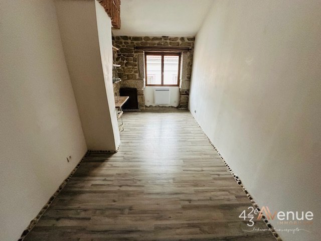 3 pièces en Duplex A LOUER - ST ETIENNE BAS FAURIEL/CHAVANELLE - 54.18 m2 - 590 &euro; charges comprises par mois