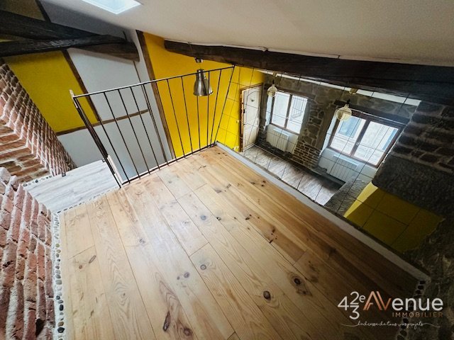 3 pièces en Duplex A LOUER - ST ETIENNE BAS FAURIEL/CHAVANELLE - 54.18 m2 - 590 &euro; charges comprises par mois