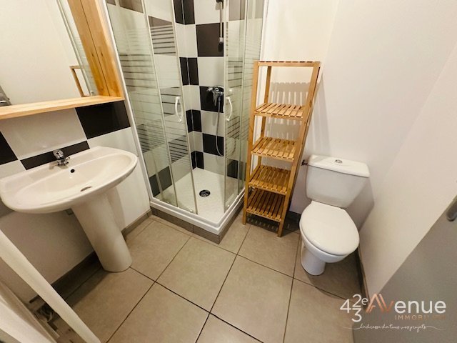 APPARTEMENT T3 A LOUER - ST ETIENNE BAS FAURIEL/PLACE ST ROCH - 46.24 m2 - 470�&euro; charges comprises par mois