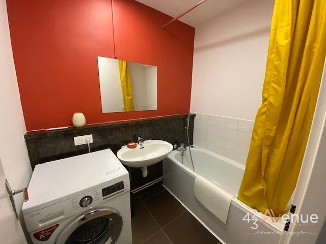 APPARTEMENT T3 - ST ETIENNE BERGSON - 91.48 m2 - LOUÉ