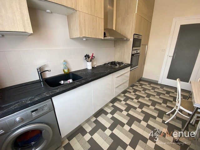 APPARTEMENT T3 - ST ETIENNE CARNOT / BERGSON - 86.43 m2 - LOUÉ