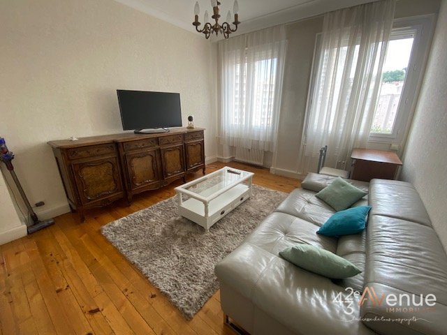APPARTEMENT T3 - ST ETIENNE CARNOT / BERGSON - 86.43 m2 - LOUÉ
