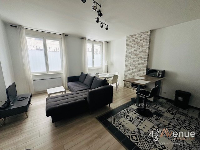 T3 Meubl� en RDC A LOUER - ST ETIENNE CARNOT/JEAN JAURES/JACQUARD - 63.85 m2 - 620�&euro; charges comprises par mois