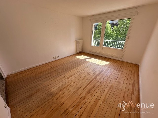 T3 BALCON GARAGE A LOUER - ST ETIENNE CENTRE DEUX/BELLEVUE - 60.15 m2 - 700 &euro; charges comprises par mois