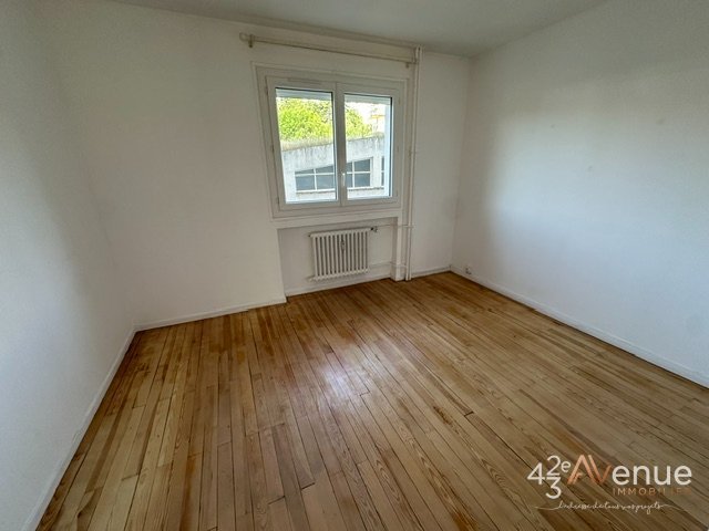 T3 BALCON GARAGE A LOUER - ST ETIENNE CENTRE DEUX/BELLEVUE - 60.15 m2 - 700 &euro; charges comprises par mois