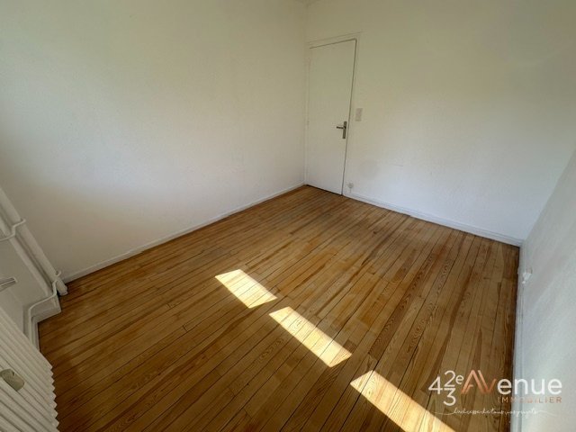 T3 BALCON GARAGE A LOUER - ST ETIENNE CENTRE DEUX/BELLEVUE - 60.15 m2 - 700 &euro; charges comprises par mois