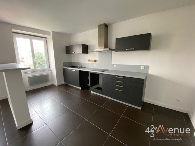 3 Pi�ces A LOUER - ST ETIENNE Centre Ville/Badouill�re - 62.18 m2 - 638�&euro; charges comprises par mois