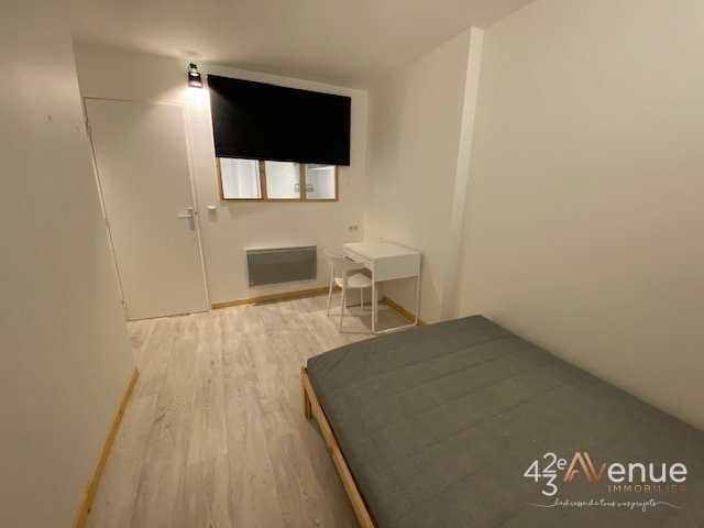 APPARTEMENT T3 - ST ETIENNE HOTEL DE VILLE / PALAIS DE JUSTICE - 46.16 m2 - 470�&euro; charges comprises par mois