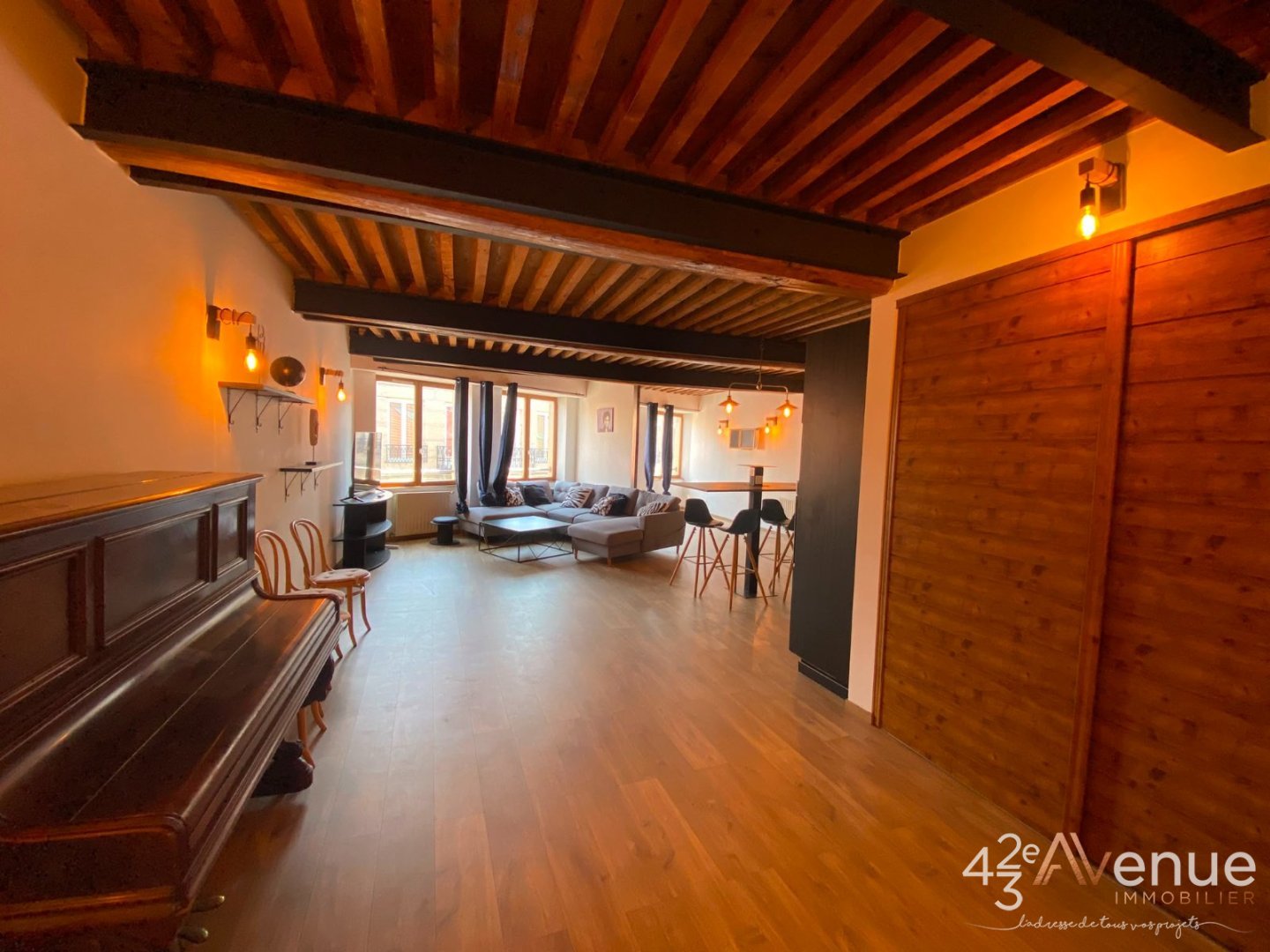 APPARTEMENT T3 A LOUER - ST ETIENNE CENTRE VILLE - 96.07 m2 - 840 &euro; charges comprises par mois