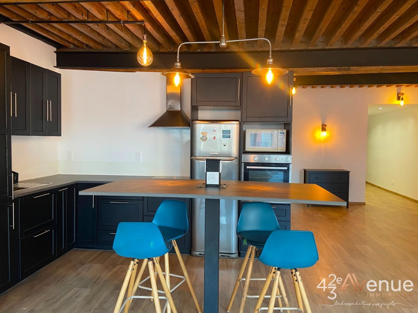 APPARTEMENT T3 A LOUER - ST ETIENNE CENTRE VILLE - 96.07 m2 - 840 &euro; charges comprises par mois