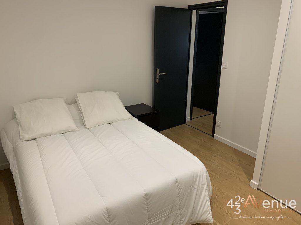 APPARTEMENT T3 - ST ETIENNE CENTRE-VILLE - 69.57 m2 - LOUÉ