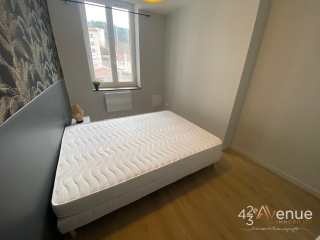 T3 MEUBLE A LOUER - ST ETIENNE CHATEAUCREUX/FOURNEYRON/RICHELANDIERE - 56.73 m2 - 705 &euro; charges comprises par mois