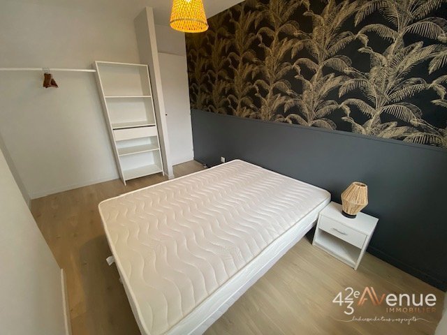 T3 MEUBLE A LOUER - ST ETIENNE CHATEAUCREUX/FOURNEYRON/RICHELANDIERE - 56.73 m2 - 705 &euro; charges comprises par mois