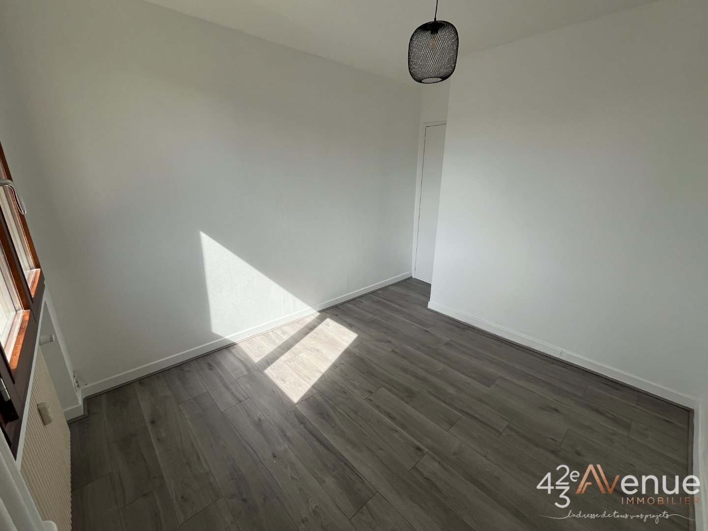 T3 - ST ETIENNE COLLINE DES PERES - 63.02 m2 - LOUÉ