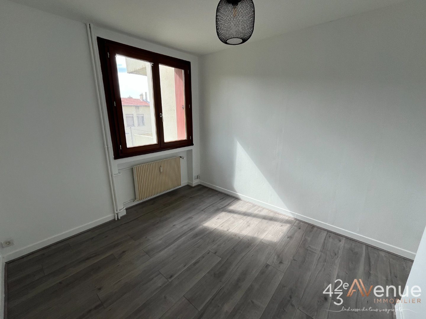 T3 - ST ETIENNE COLLINE DES PERES - 63.02 m2 - LOUÉ