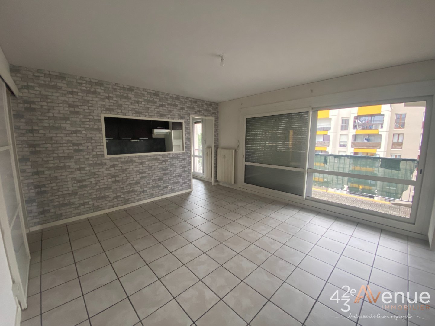 APPARTEMENT T3 - ST ETIENNE COTONNE - 65.64 m2 - LOU&Eacute;