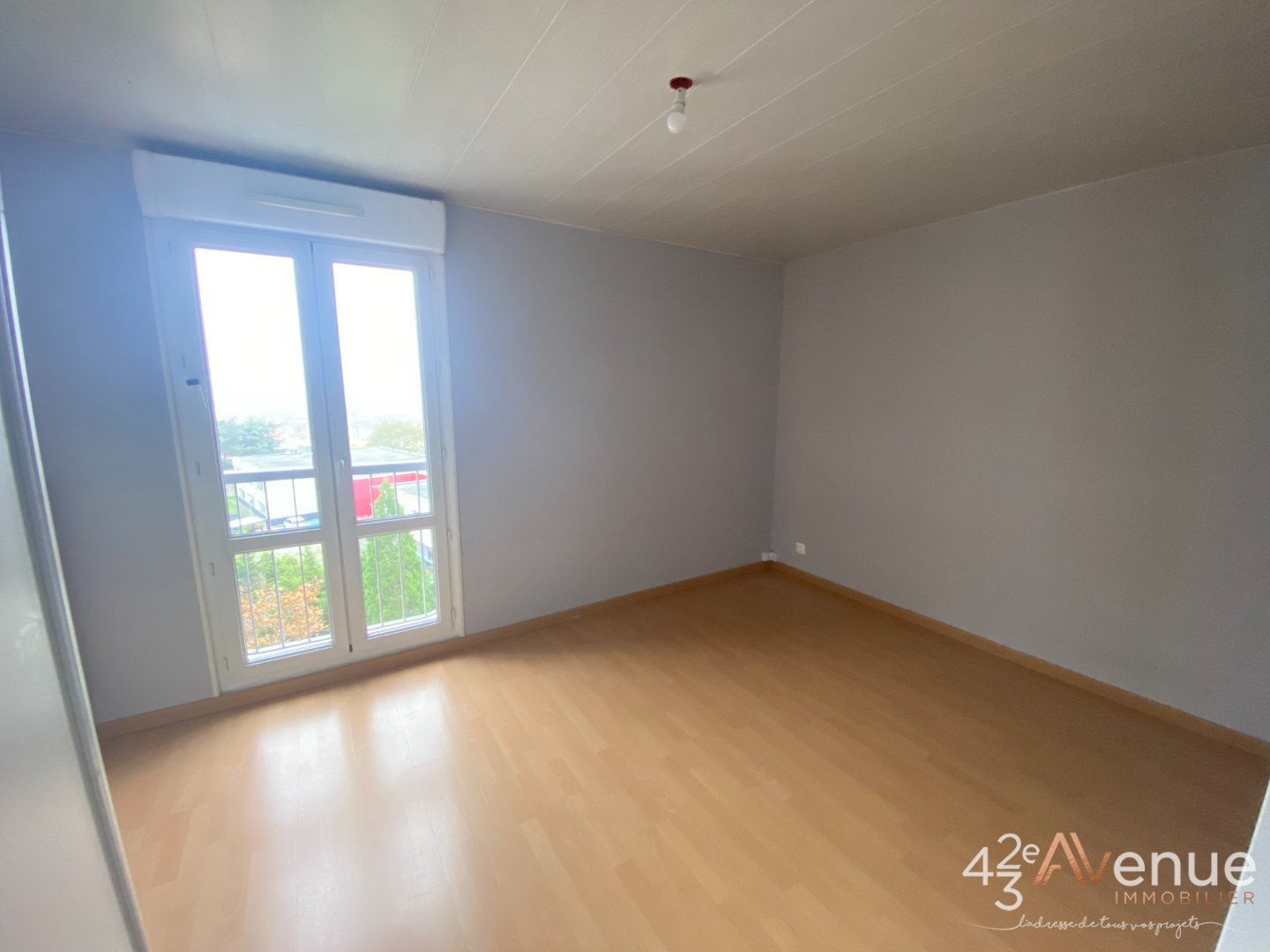 APPARTEMENT T3 - ST ETIENNE COTONNE - 65.64 m2 - LOU&Eacute;