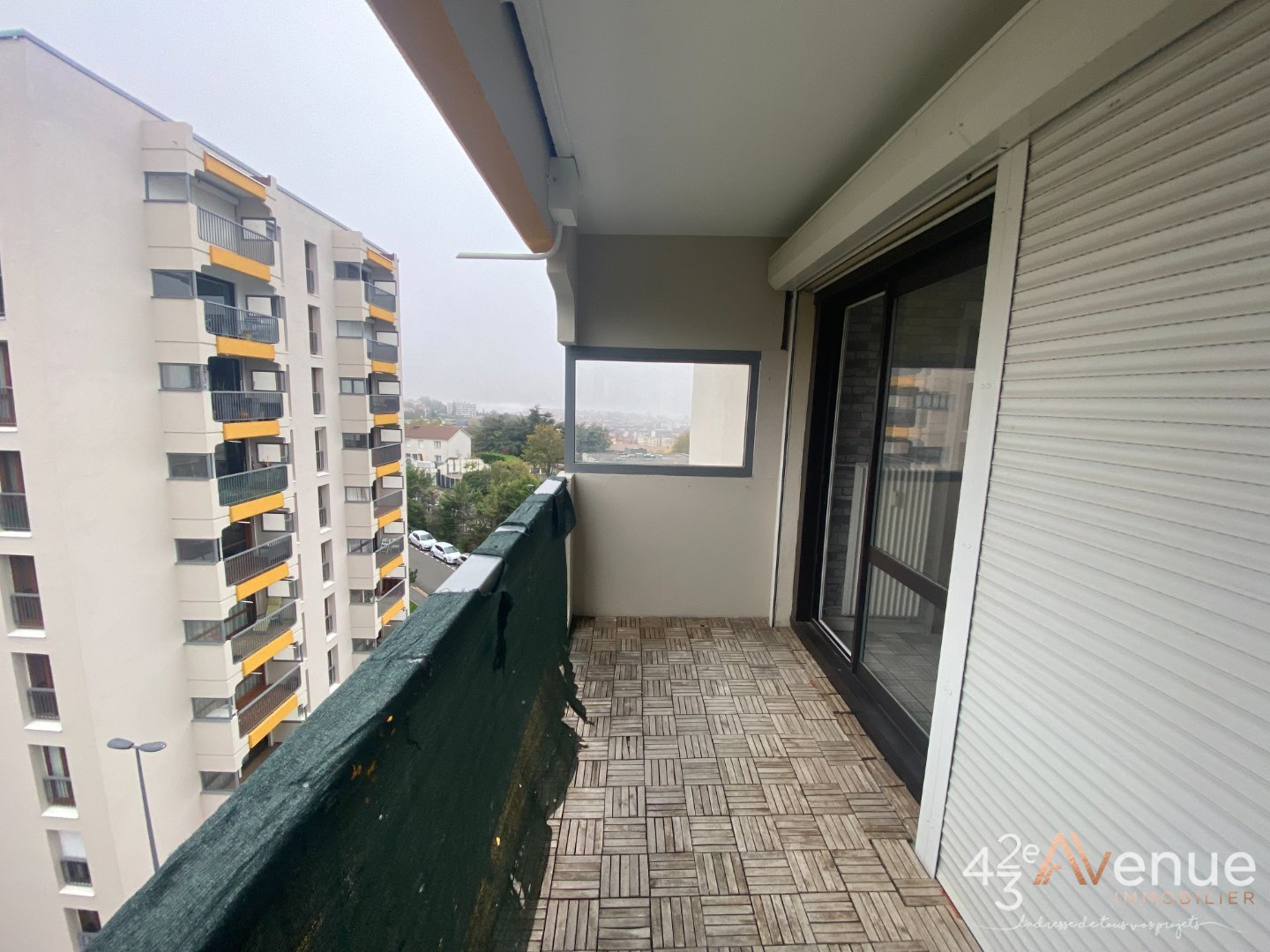 APPARTEMENT T3 - ST ETIENNE COTONNE - 65.64 m2 - LOU&Eacute;