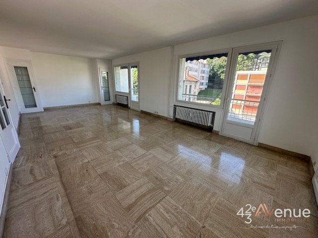 APPARTEMENT T3 - ST ETIENNE Cours Fauriel - 91.53 m2 - LOUÉ