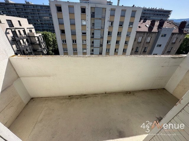 APPARTEMENT T3 - ST ETIENNE Cours Fauriel - 91.53 m2 - LOUÉ