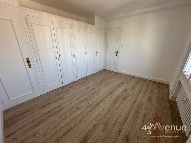 APPARTEMENT T3 - ST ETIENNE Cours Fauriel - 91.53 m2 - LOUÉ