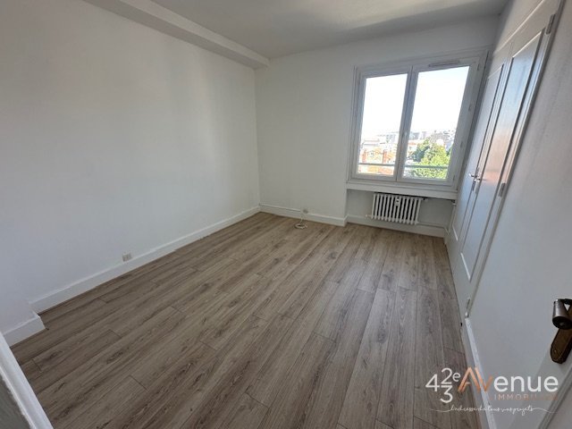 APPARTEMENT T3 - ST ETIENNE Cours Fauriel - 91.53 m2 - LOUÉ