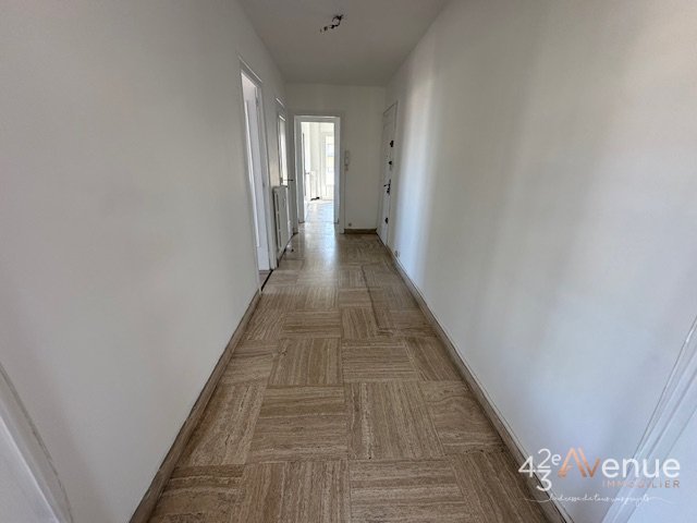 APPARTEMENT T3 - ST ETIENNE Cours Fauriel - 91.53 m2 - LOUÉ