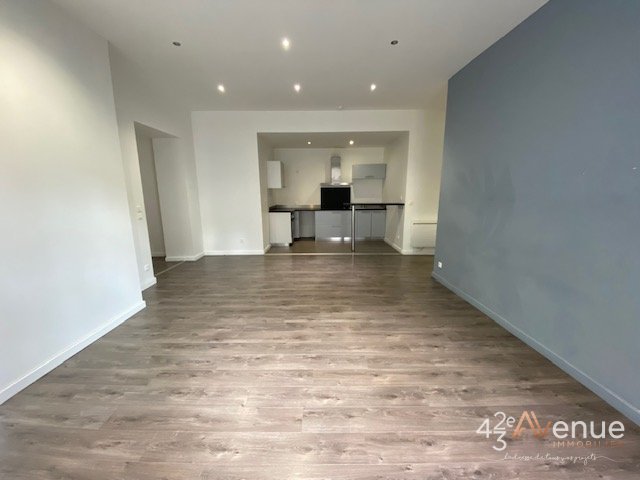 APPARTEMENT T3 A LOUER - ST ETIENNE DORIAN/PEUPLE - 83.79 m2 - 700 &euro; charges comprises par mois