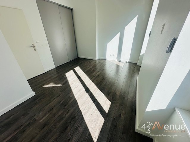 APPARTEMENT T3 A LOUER - ST ETIENNE DORIAN/PEUPLE - 74.41 m2 - 690 &euro; charges comprises par mois