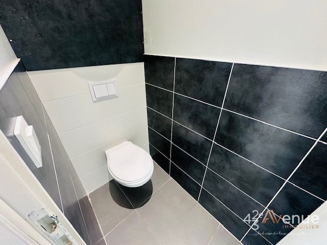 APPARTEMENT T3 A LOUER - ST ETIENNE DORIAN/PEUPLE - 74.41 m2 - 690 &euro; charges comprises par mois