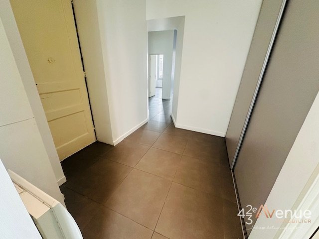 APPARTEMENT T3 A LOUER - ST ETIENNE DORIAN/PEUPLE - 74.41 m2 - 690 &euro; charges comprises par mois