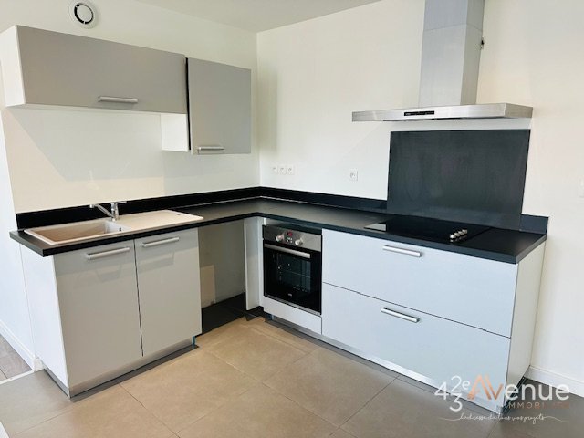 APPARTEMENT T3 A LOUER - ST ETIENNE DORIANT/PEUPLE - 75.89 m2 - 695€ charges comprises par mois