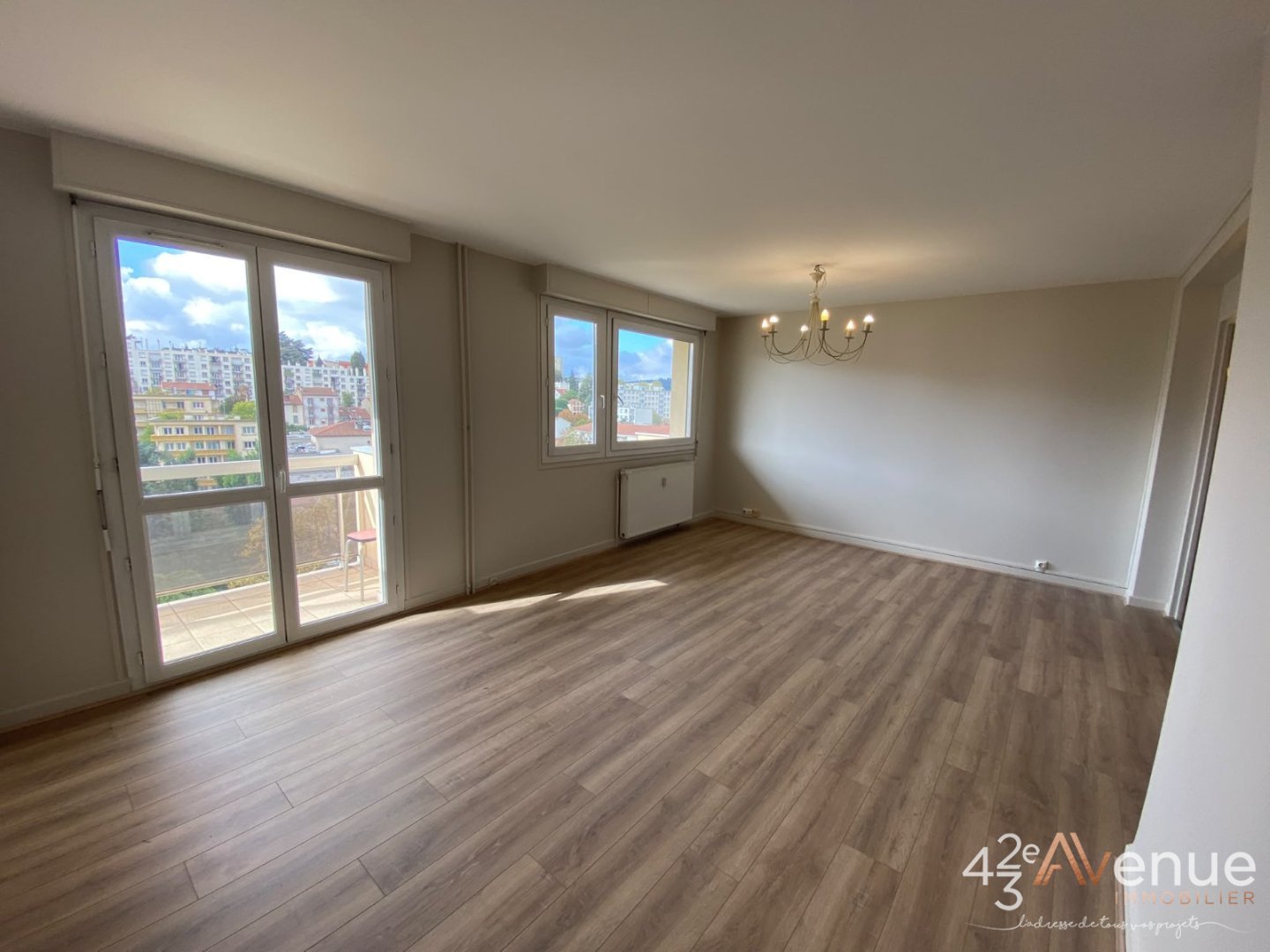 APPARTEMENT T3 A LOUER - ST ETIENNE FAURIEL - 66.57 m2 - 840 &euro; charges comprises par mois
