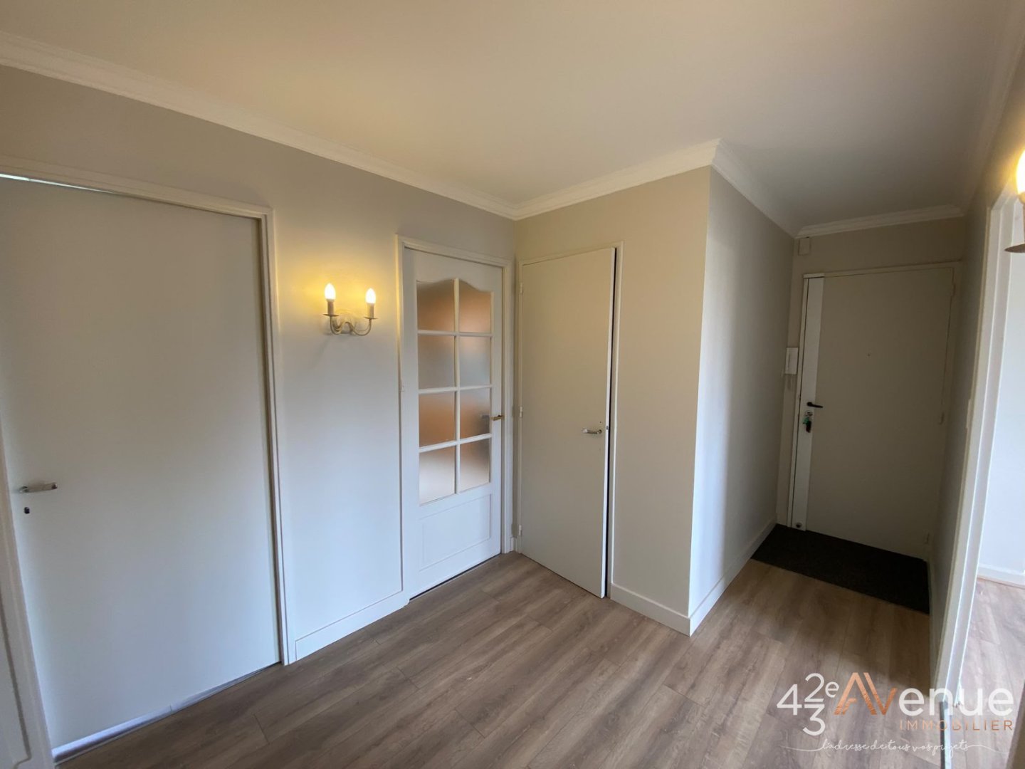 APPARTEMENT T3 A LOUER - ST ETIENNE FAURIEL - 66.57 m2 - 840 &euro; charges comprises par mois