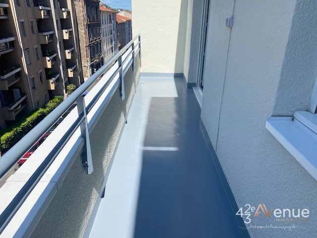 T3 en Duplex A LOUER - ST ETIENNE FAURIEL/ST ROCH - 81.08 m2 - 850�&euro; charges comprises par mois