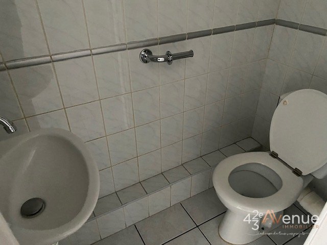 T3 en Duplex A LOUER - ST ETIENNE FAURIEL/ST ROCH - 81.08 m2 - 850�&euro; charges comprises par mois