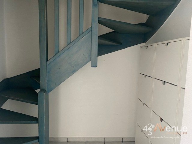 T3 en Duplex A LOUER - ST ETIENNE FAURIEL/ST ROCH - 81.08 m2 - 850�&euro; charges comprises par mois