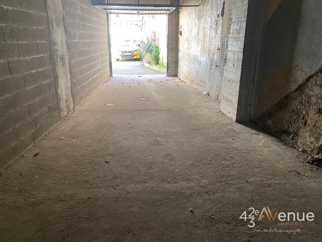 T3 en Duplex A LOUER - ST ETIENNE FAURIEL/ST ROCH - 81.08 m2 - 850�&euro; charges comprises par mois