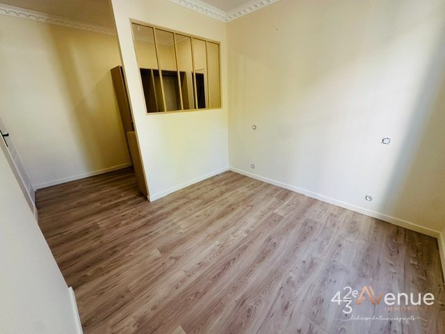 APPARTEMENT T3 A LOUER - ST ETIENNE FAURIEL/VILLEBOEUF - 46.86 m2 - 670 &euro; charges comprises par mois