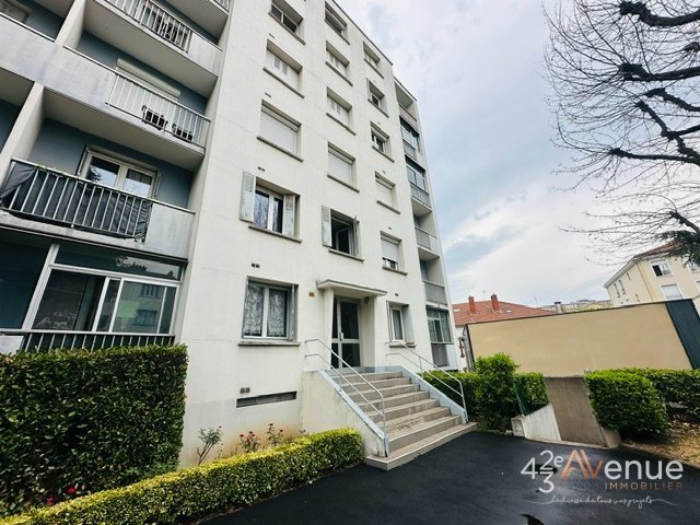 APPARTEMENT T3 A LOUER - ST ETIENNE FAURIEL/VIVARAIZE - 53.83 m2 - 515 &euro; charges comprises par mois