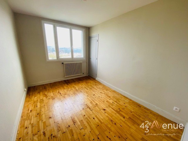 APPARTEMENT T3 A LOUER - ST ETIENNE GROUCHY - 54.05 m2 - 575 &euro; charges comprises par mois
