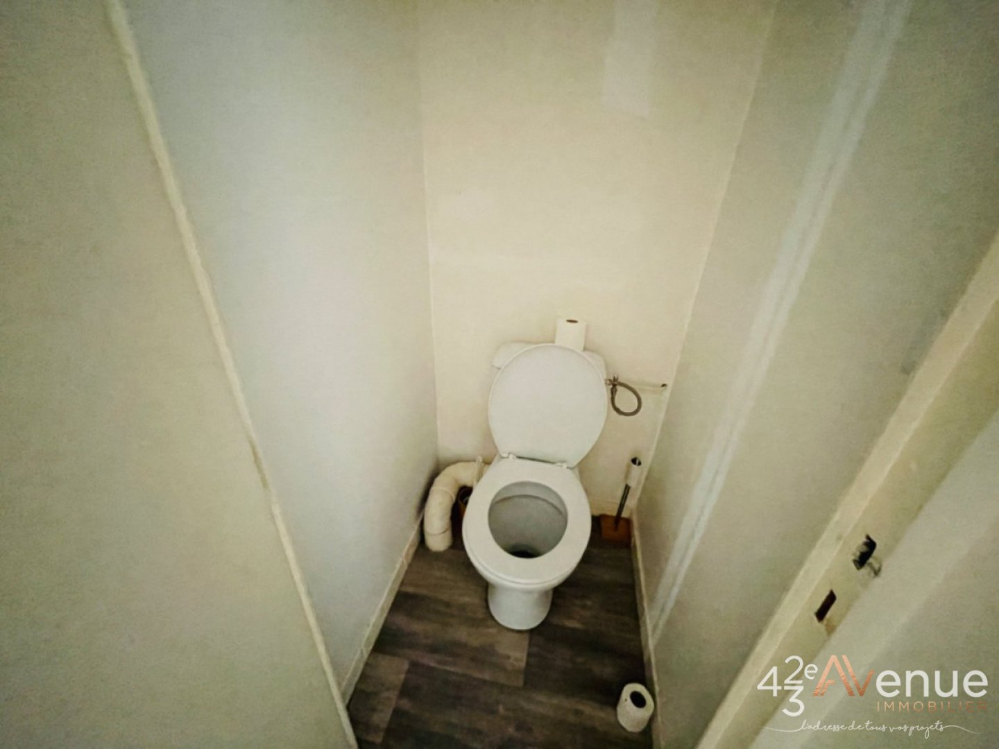 APPARTEMENT T3 - ST ETIENNE JACQUARD - 65.63 m2 - LOU&Eacute;