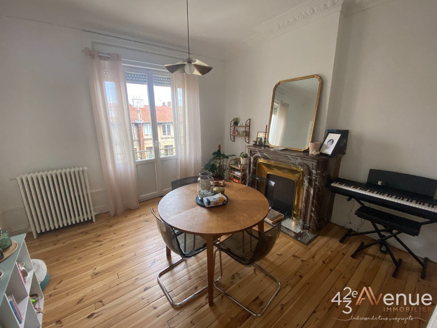 APPARTEMENT T3 - ST ETIENNE JACQUARD - 75.81 m2 - LOU&Eacute;