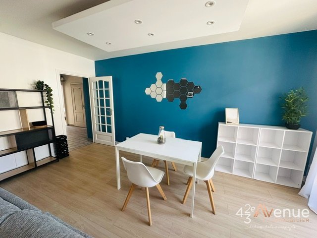 3 Pièces Meublé A LOUER - ST ETIENNE JEAN JAURES/JACQUARD - 85.35 m2 - 820 &euro; charges comprises par mois